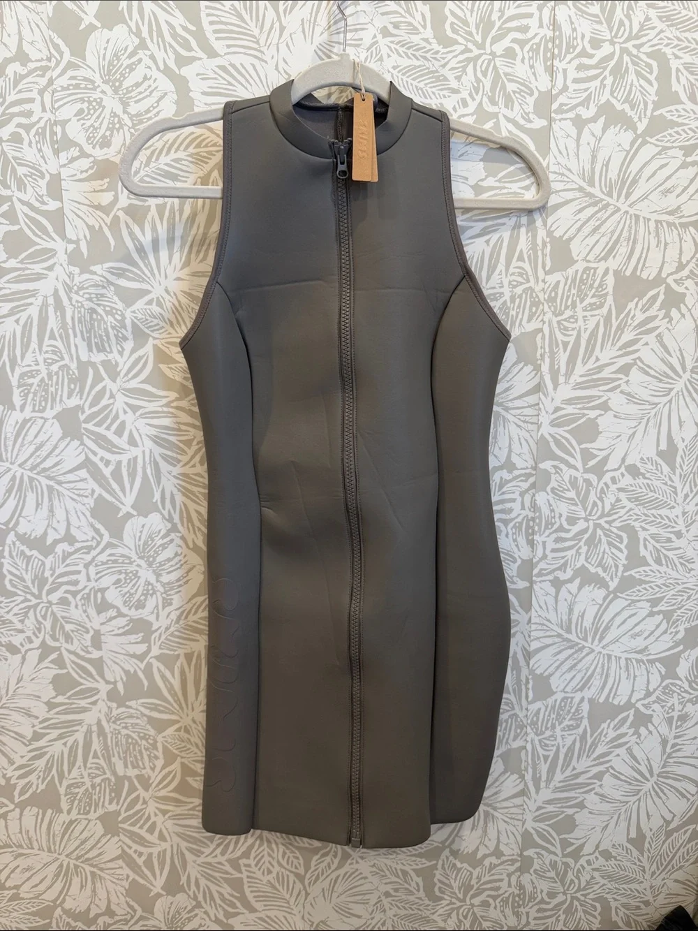Sleeveless Gray Zip-Front Women's Swim Dress SKIMS Medium NWT